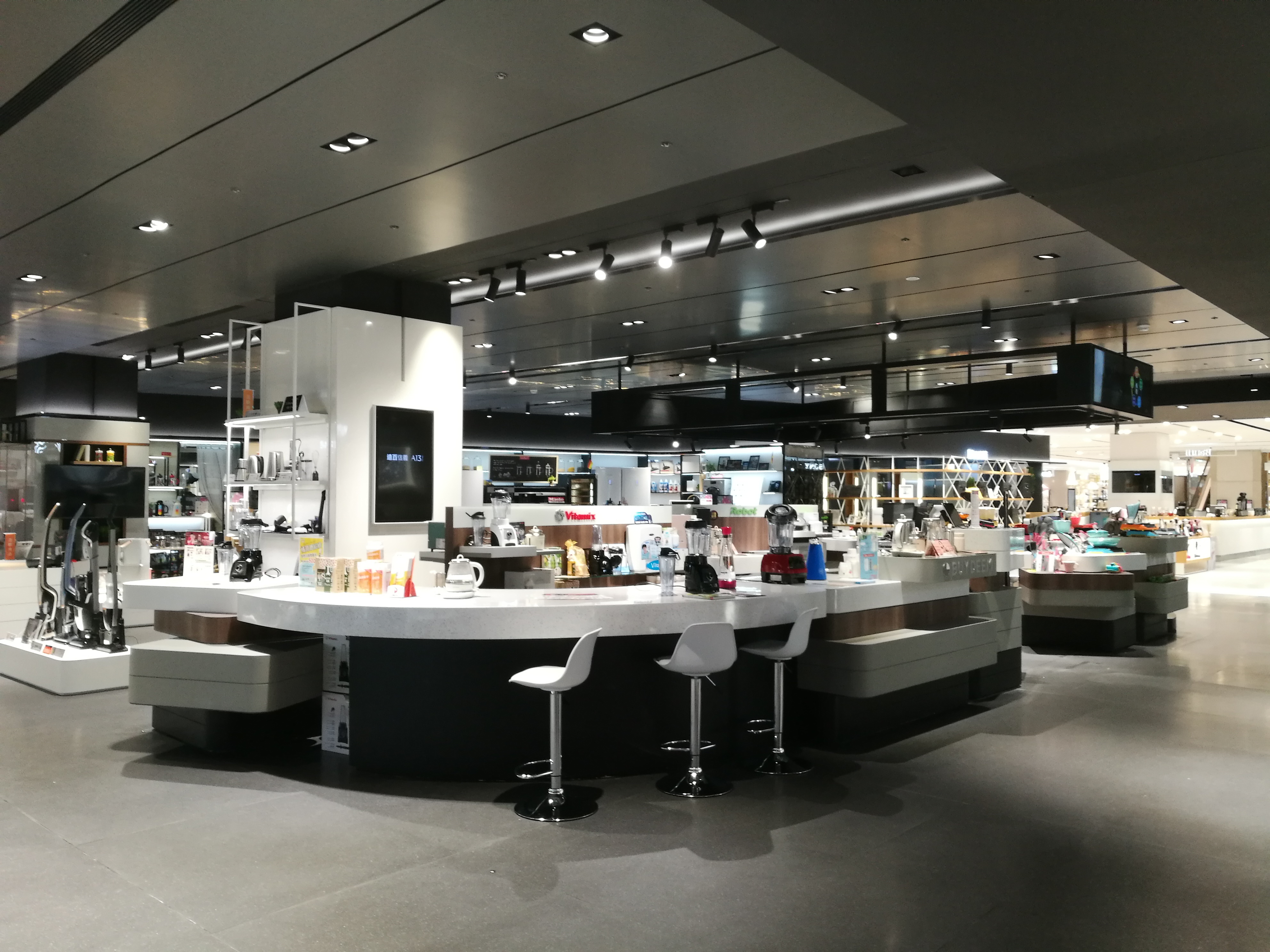 遠百-信義A13 7F、8F、9F裝修